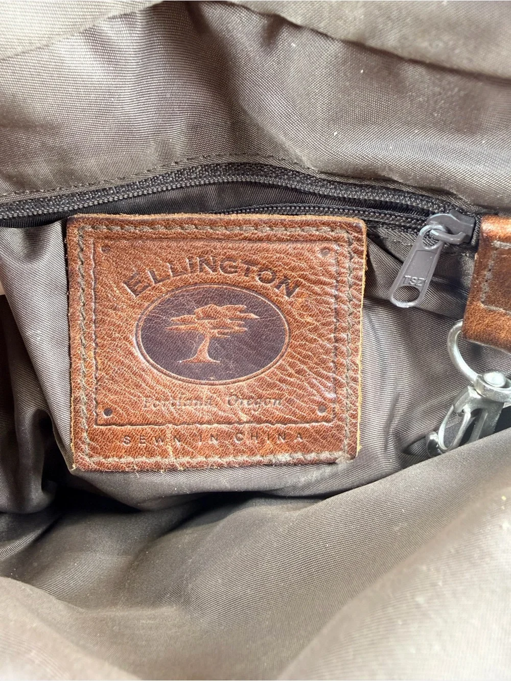 Ellington Brown Leather Messenger Bag